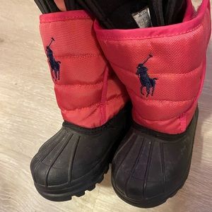 Raulph Lauren snowboots black and pink with inner cushion used